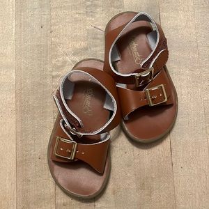 Footmates brown leather tide sandal size 6